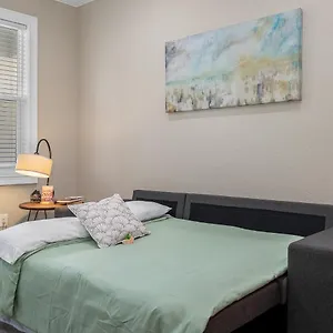  Holiday home Cozy And Spacious 4br House With Pool In United States